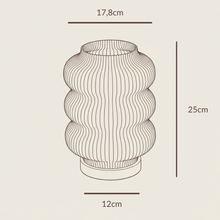 Lade das Bild in den Galerie-Viewer, Luma LED Design-Tischlampe – Sanfte Rundungen &amp; Wohlfühllicht Moonou GbR

