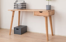 Lade das Bild in den Galerie-Viewer, Savona Massivholz Eichentisch Schreibtisch 120cm Kiefer Massivholz

