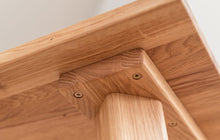 Lade das Bild in den Galerie-Viewer, Savona Massivholz Eichentisch Schreibtisch 120cm Kiefer Massivholz
