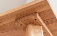 Lade das Bild in den Galerie-Viewer, Savona Massivholz Eichentisch Schreibtisch 2.0 Kiefer Massivholz
