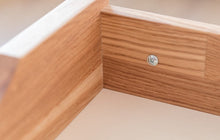 Lade das Bild in den Galerie-Viewer, Savona Massivholz Eichentisch Schreibtisch 2.0 Kiefer Massivholz
