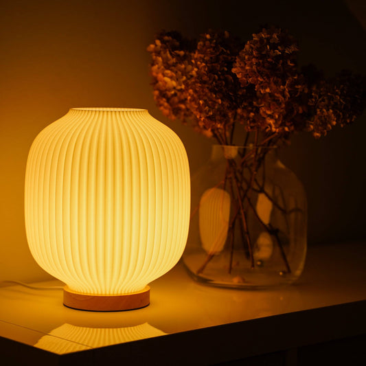 Puro LED Design-Tischlampe – Bauchige Form & Warmlicht Moonou GbR