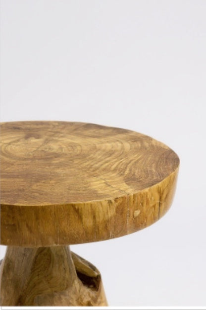 Holzhocker – Beistelltisch Blumenhocker Ablagetisch – Handgefertigt – Natürliche Form aus massivem Teakholz – 45x40x40 cm FaHome
