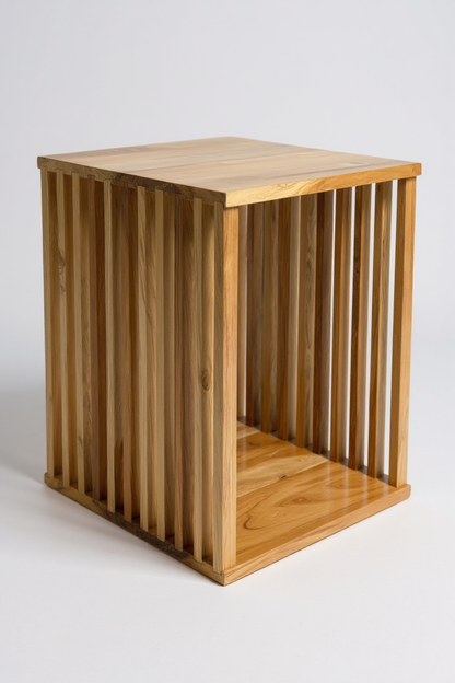 TEAK HANDCRAFT – Handgefertigter Beistelltisch aus massivem Teakholz FaHome