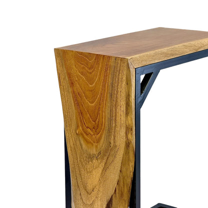 Teak Slide – Handgefertigter Beistelltisch aus massivem Teakholz & Metall