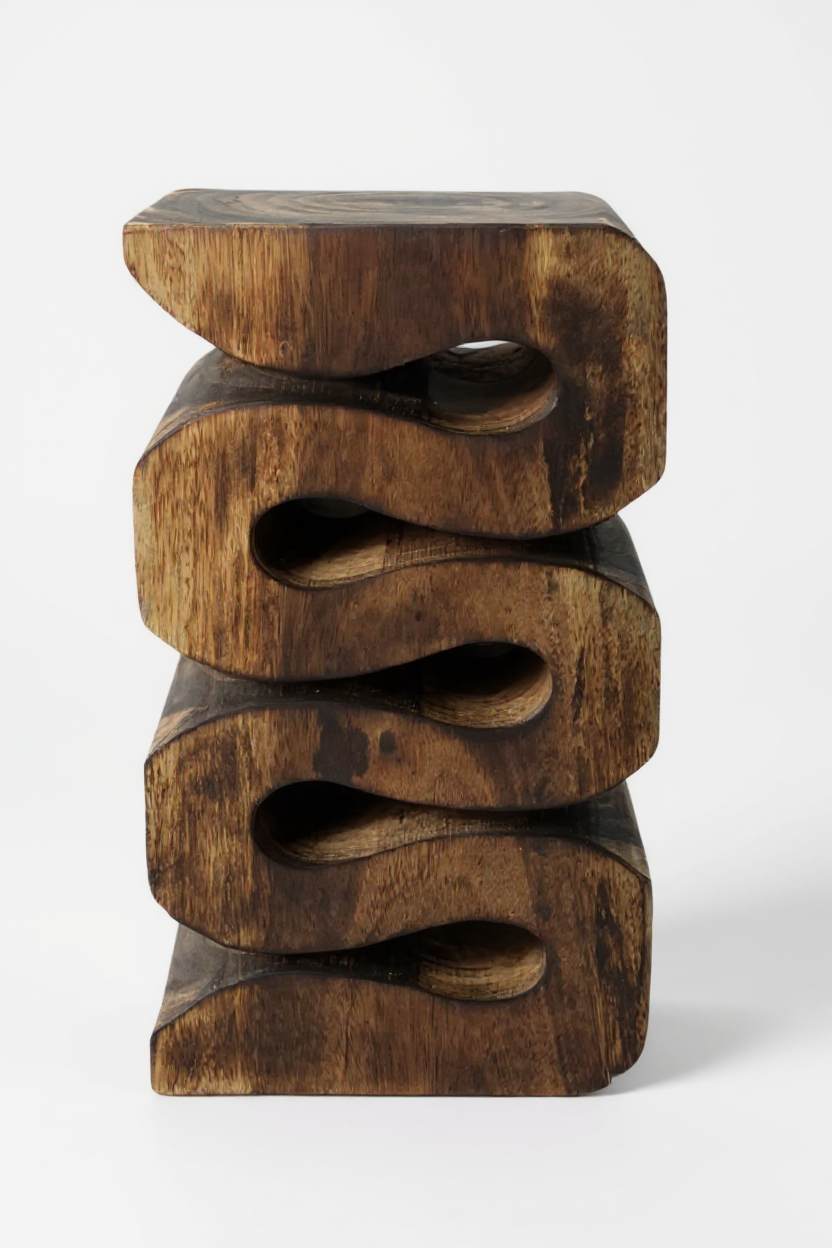 Saman Curve – Handgefertigter Samanholz Hocker & Beistelltisch