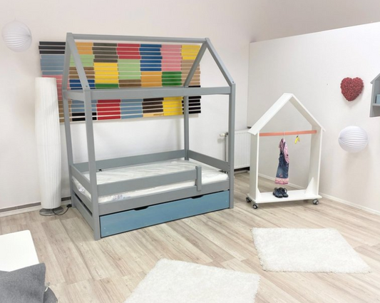 Solis Kinderbett - Hausbett inkl. Bio-Matratze | Massivholz | Naturholz | 100% Bio-Bett Kiefer Massivholz