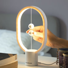 Lade das Bild in den Galerie-Viewer, Gleichgewichtslampe mit Magnetschalter - Tischlampe Praktisch und benutzerfreundlich
