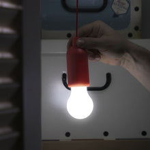 Lade das Bild in den Galerie-Viewer, Tragbare LED Glühbirne mit Schnur
